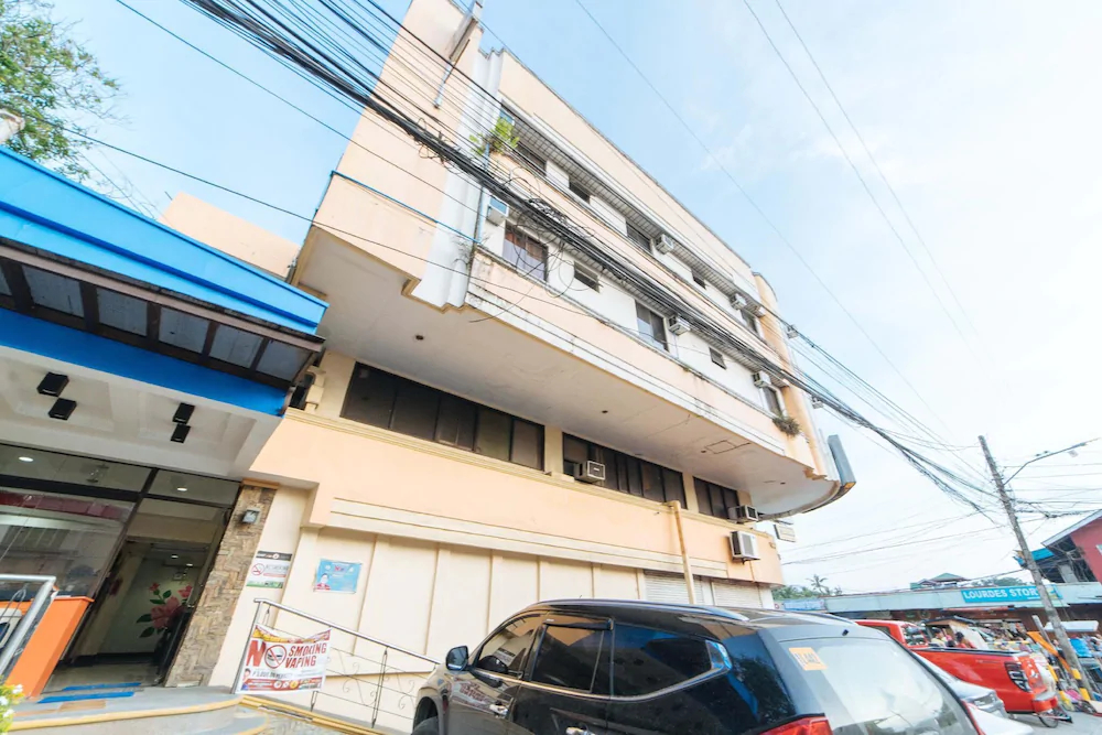 Iloilo Budget Inn by RedDoorz