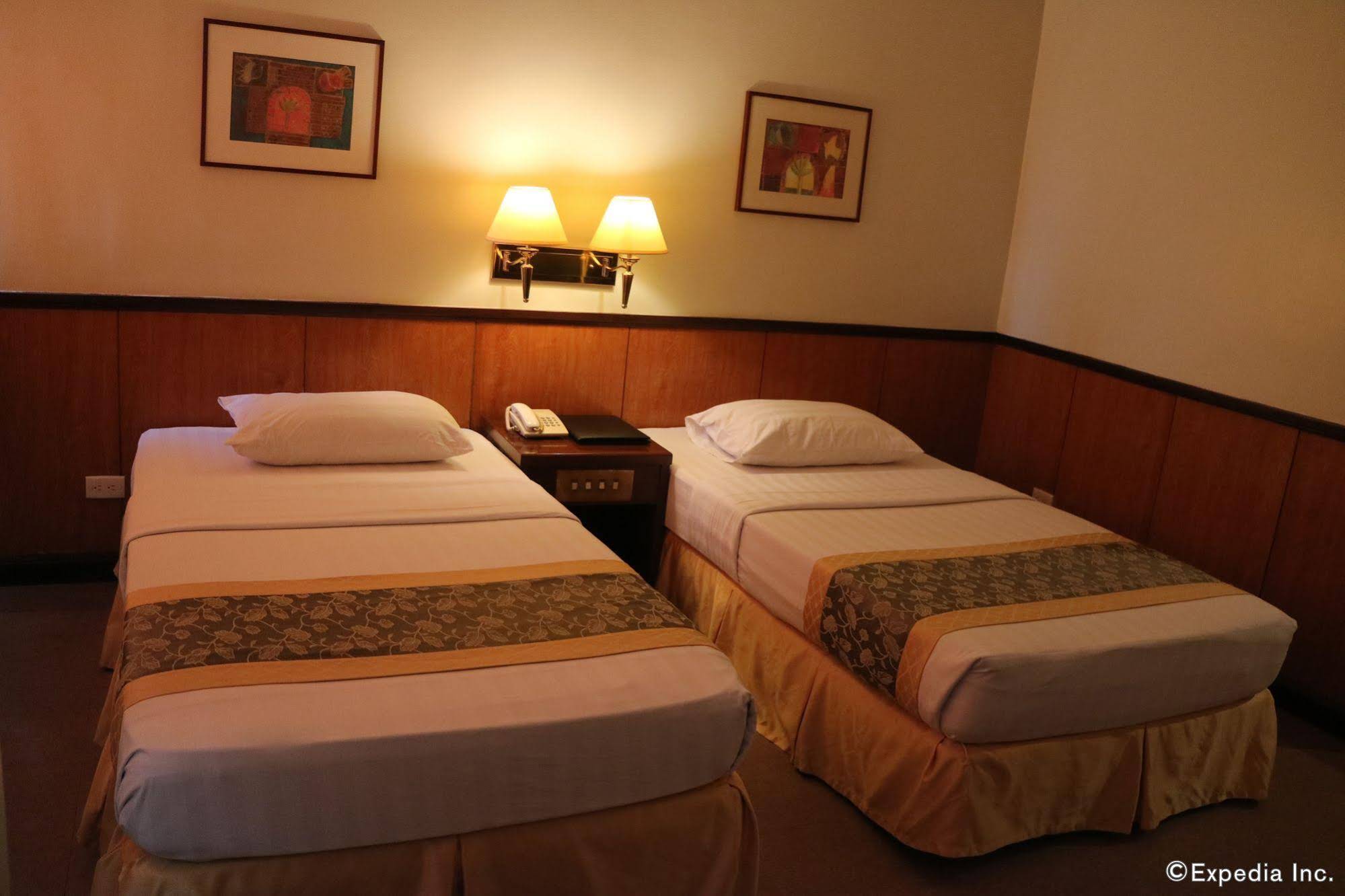 Iloilo Business Hotel