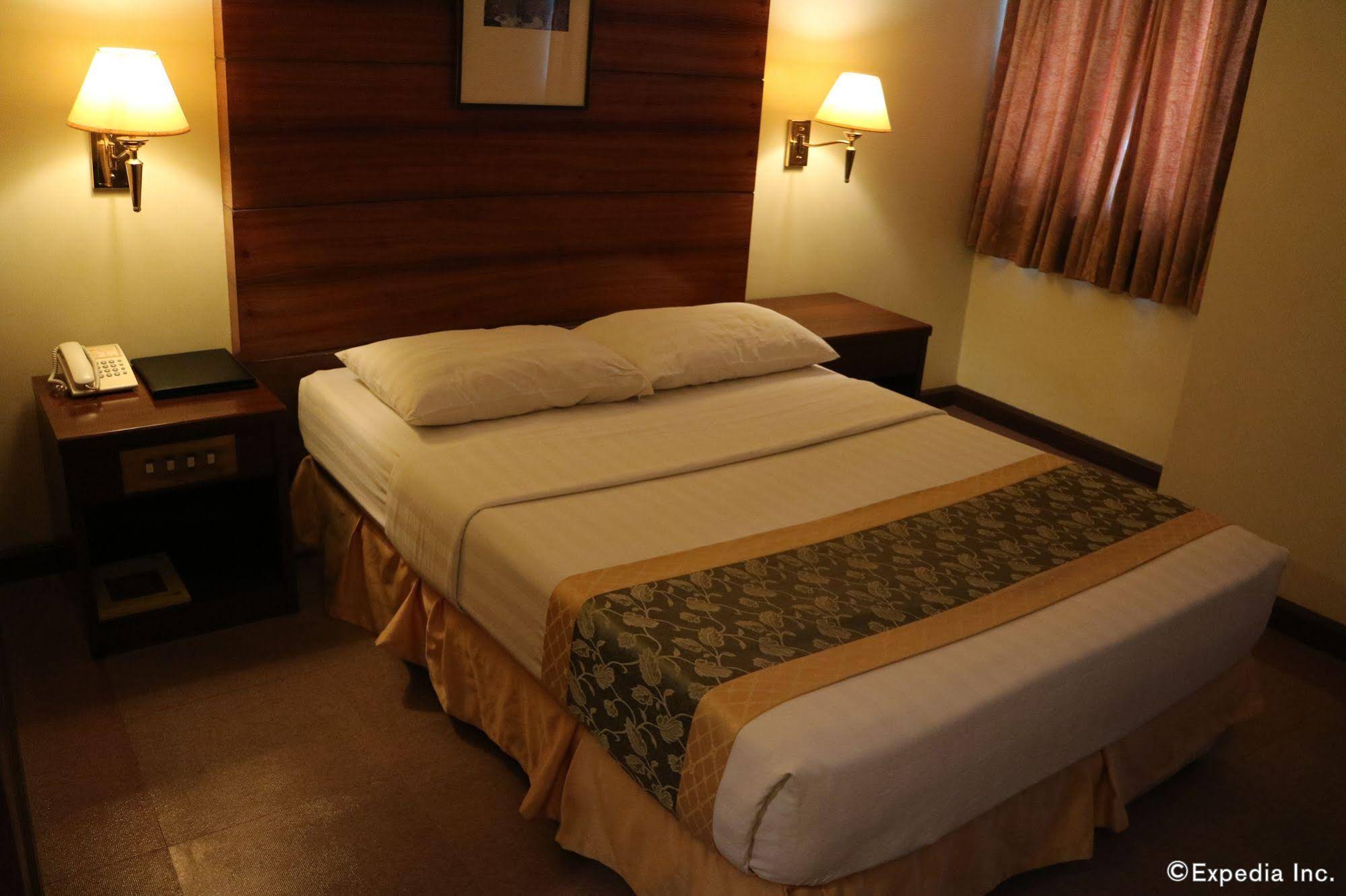 Iloilo Business Hotel