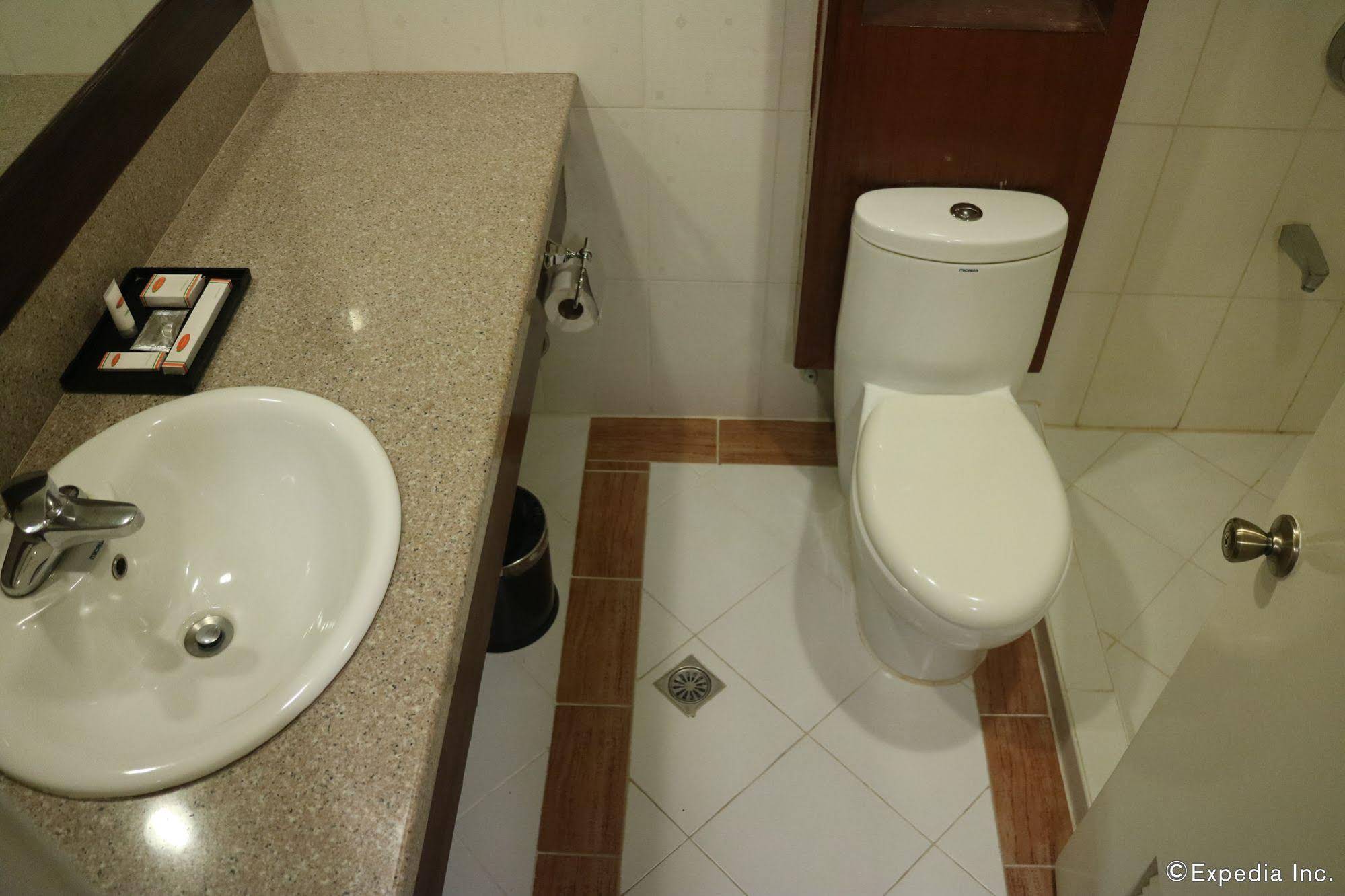 Iloilo Business Hotel