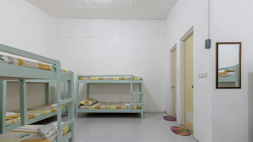 Iloilo Paraw Beach Resort by ZEN Rooms