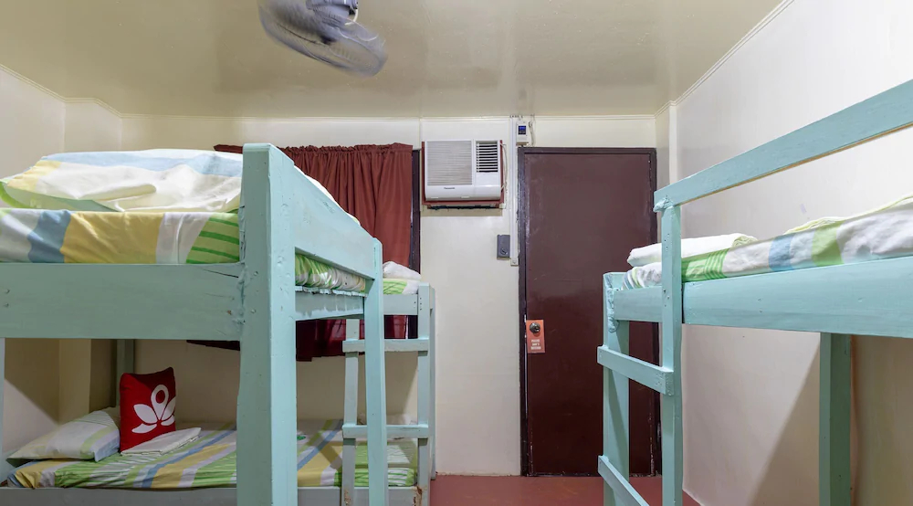 Iloilo Paraw Beach Resort by ZEN Rooms