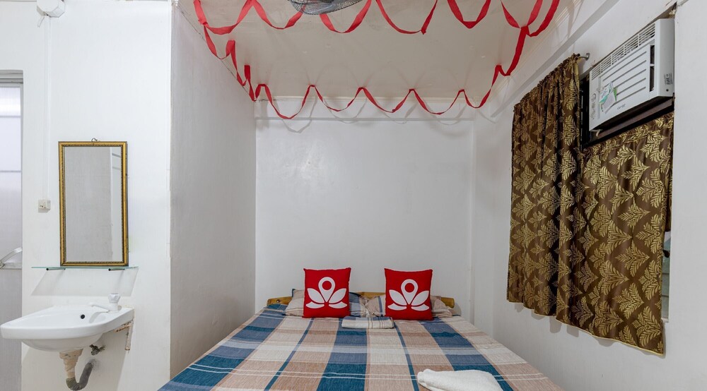 Iloilo Paraw Beach Resort by ZEN Rooms