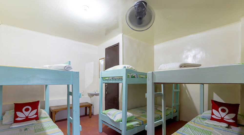 Iloilo Paraw Beach Resort by ZEN Rooms