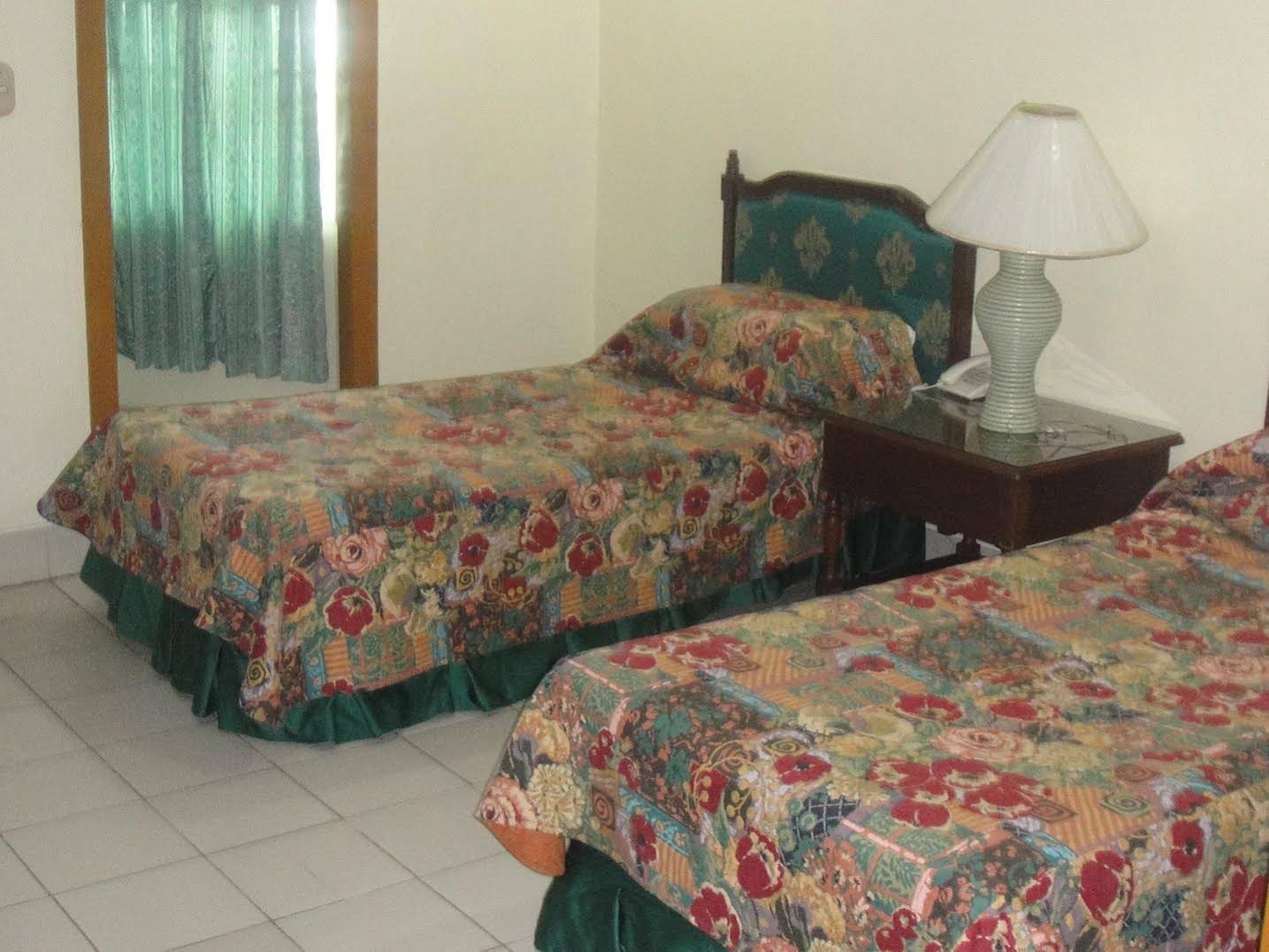 La Fiesta Hotel