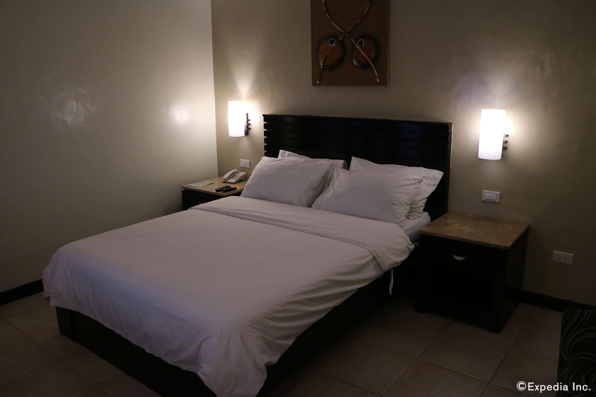 MO2 Westown Hotel Iloilo