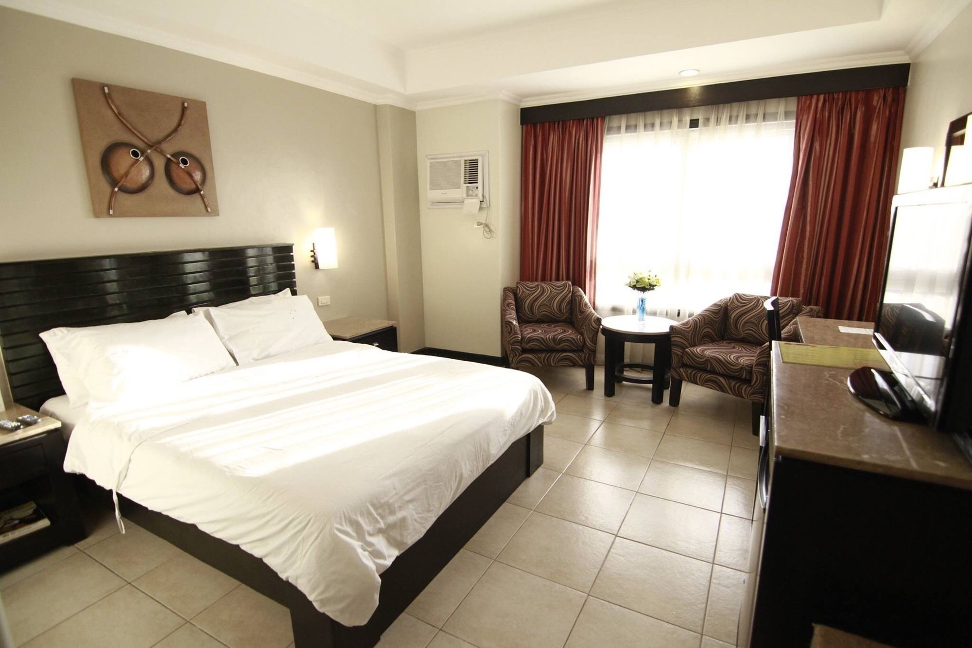 MO2 Westown Hotel Iloilo