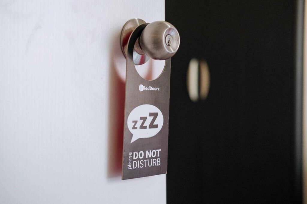 Reddoorz Plus @ Yeesort Ledesco Village