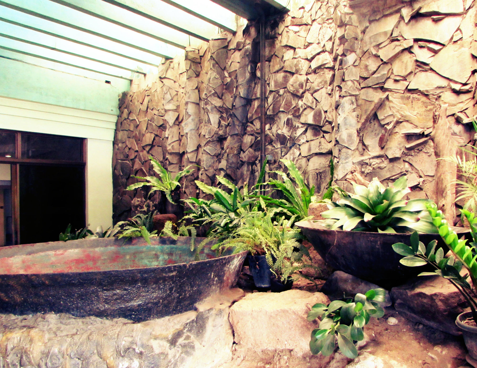 Regatta Hotel