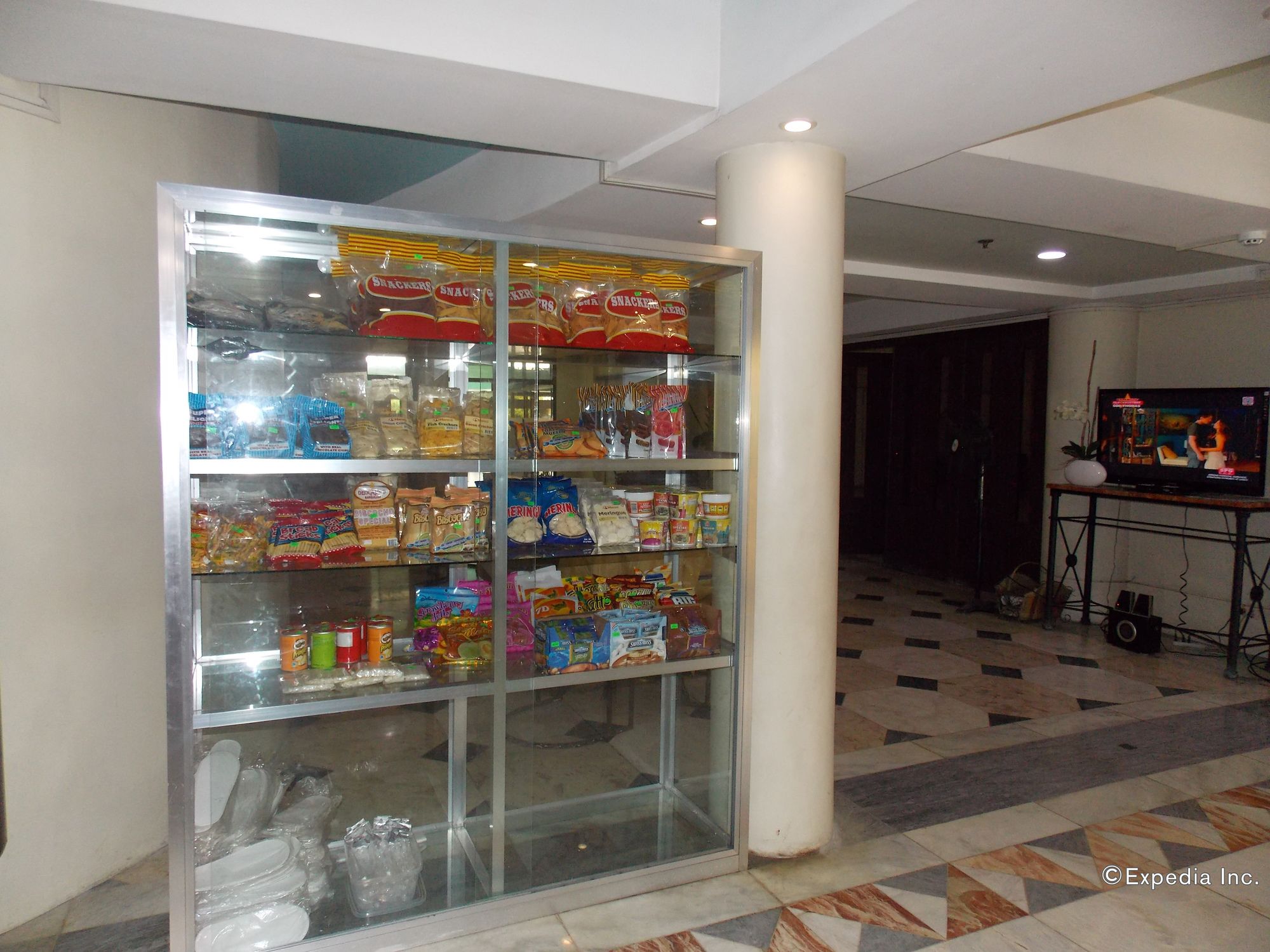 Regatta Hotel