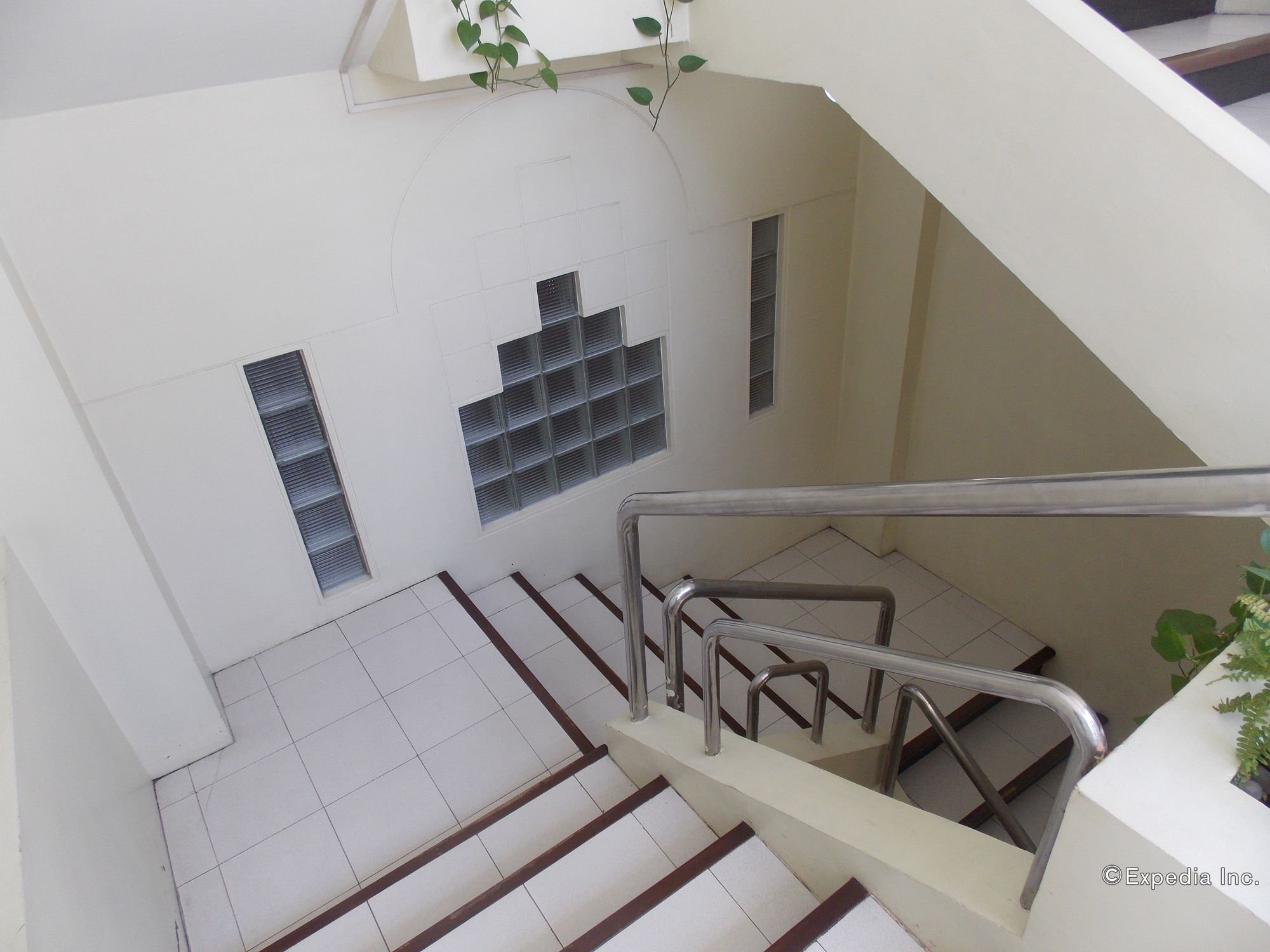 Regatta Hotel