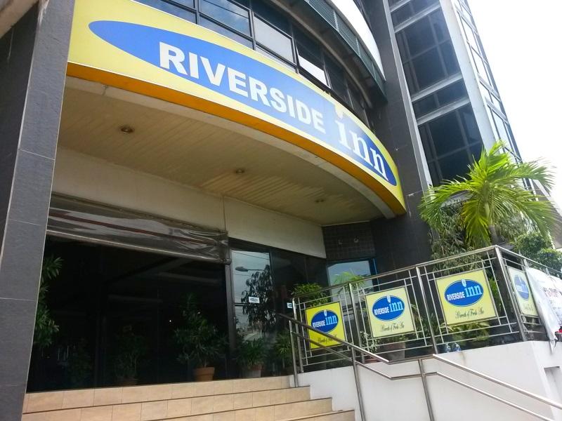 Riverside Inn