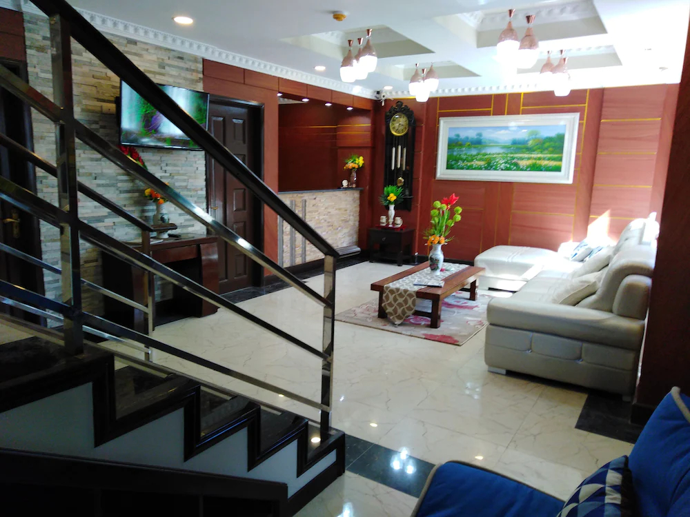 Venezia Suites Hotel
