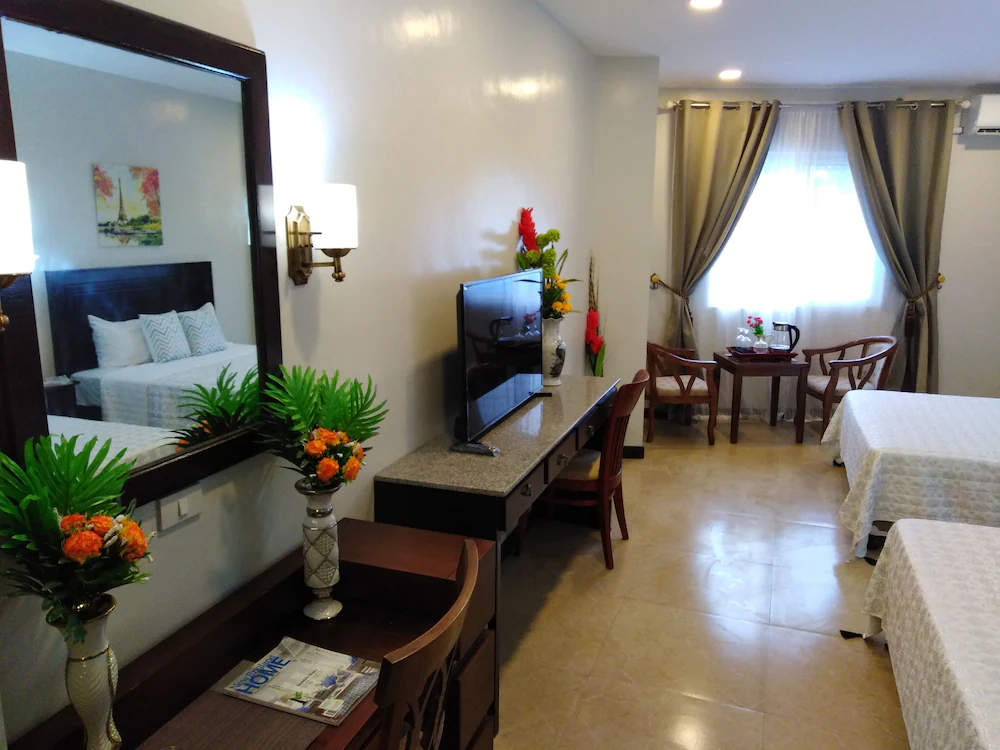 Venezia Suites Hotel