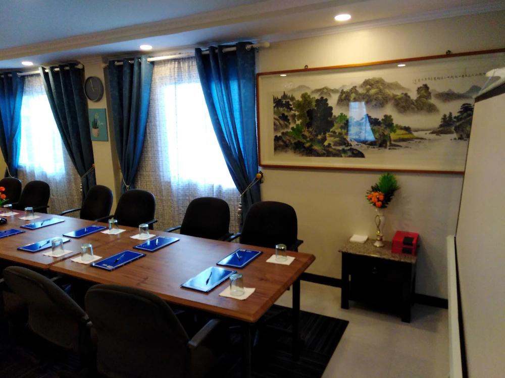 Venezia Suites Hotel