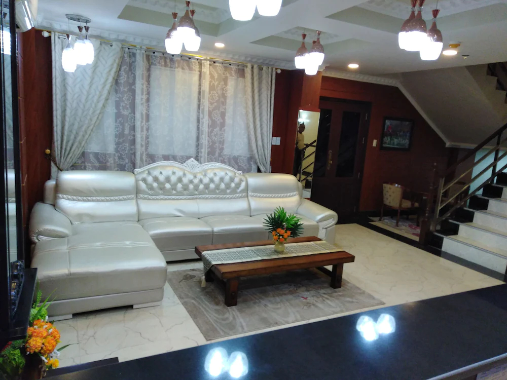 Venezia Suites Hotel