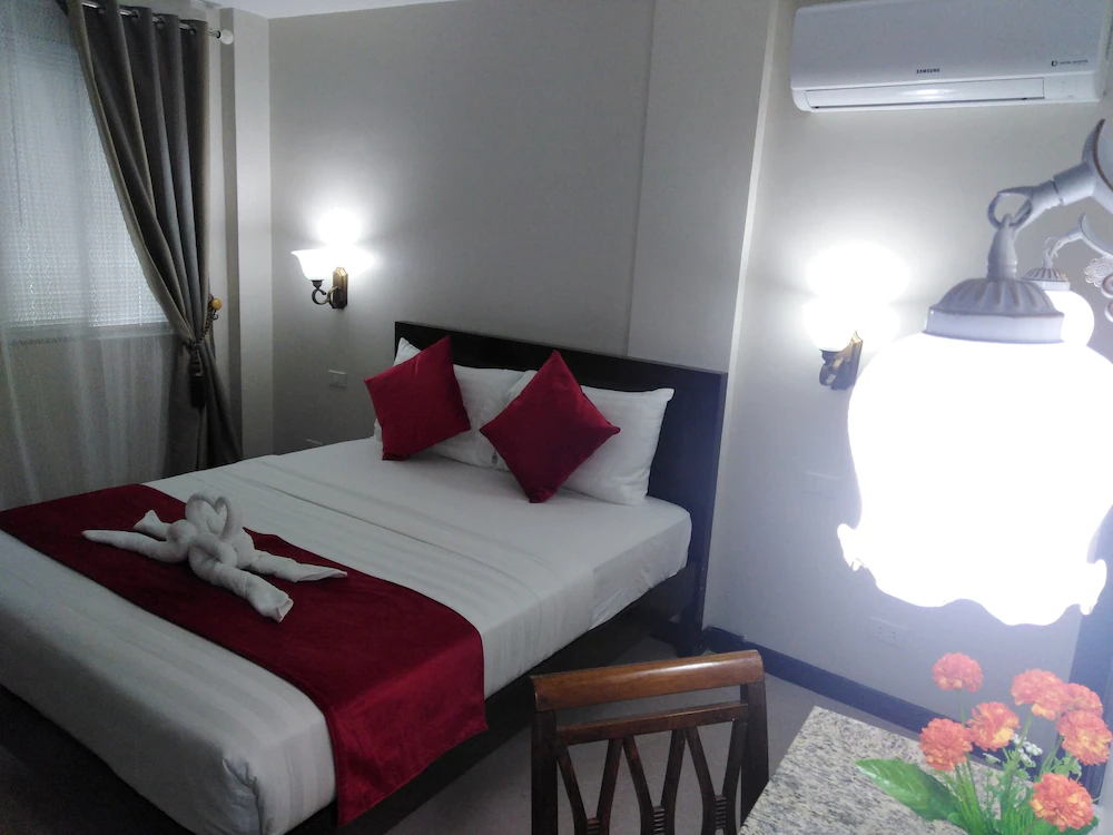 Venezia Suites Hotel