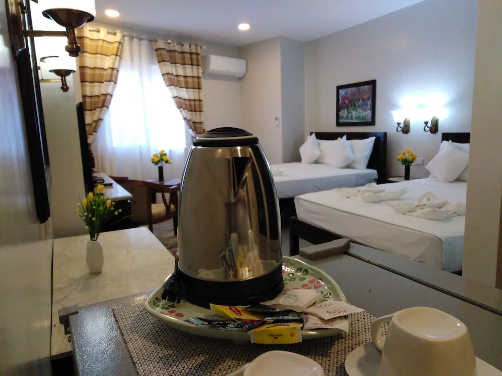 Venezia Suites Hotel