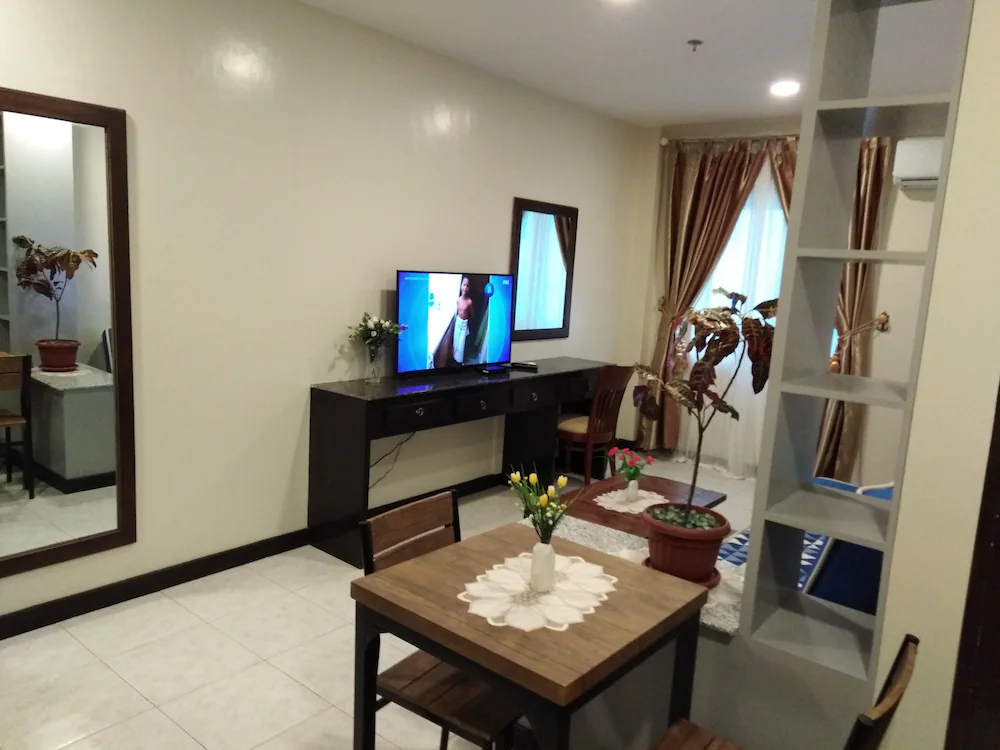 Venezia Suites Hotel