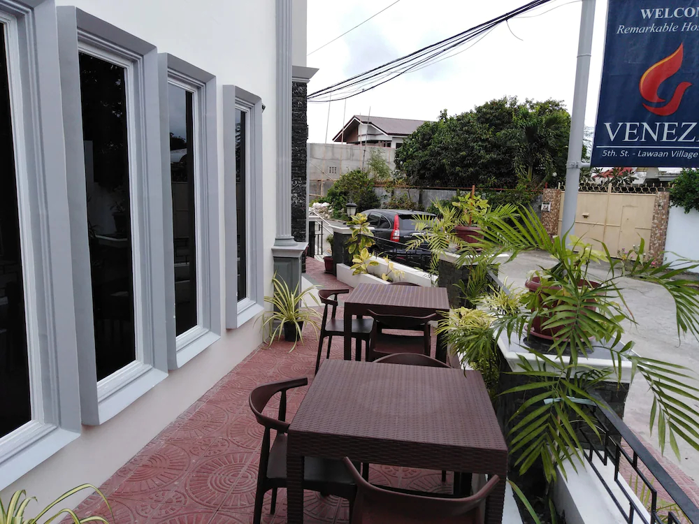 Venezia Suites Hotel