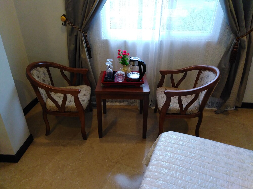 Venezia Suites Hotel