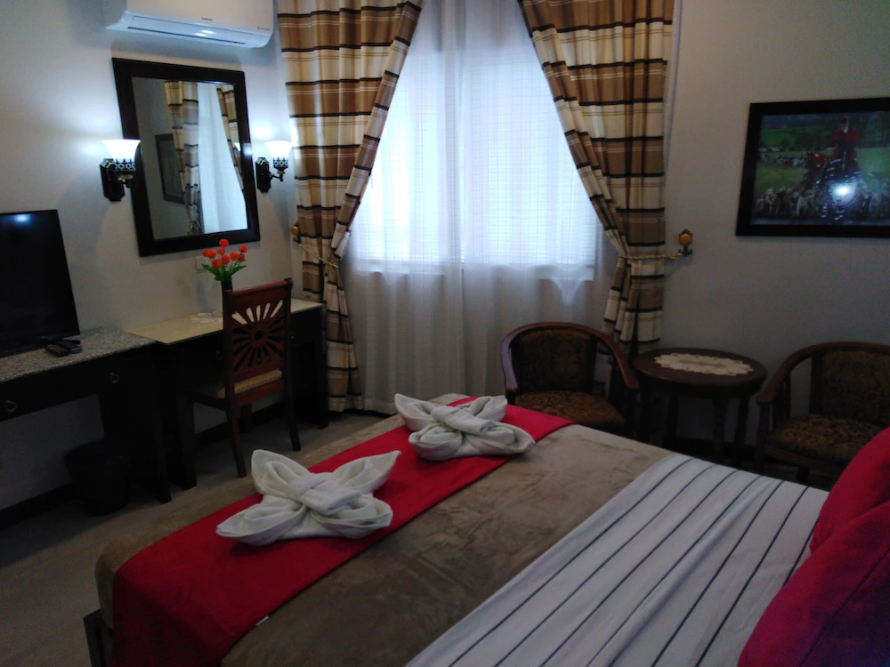 Venezia Suites Hotel