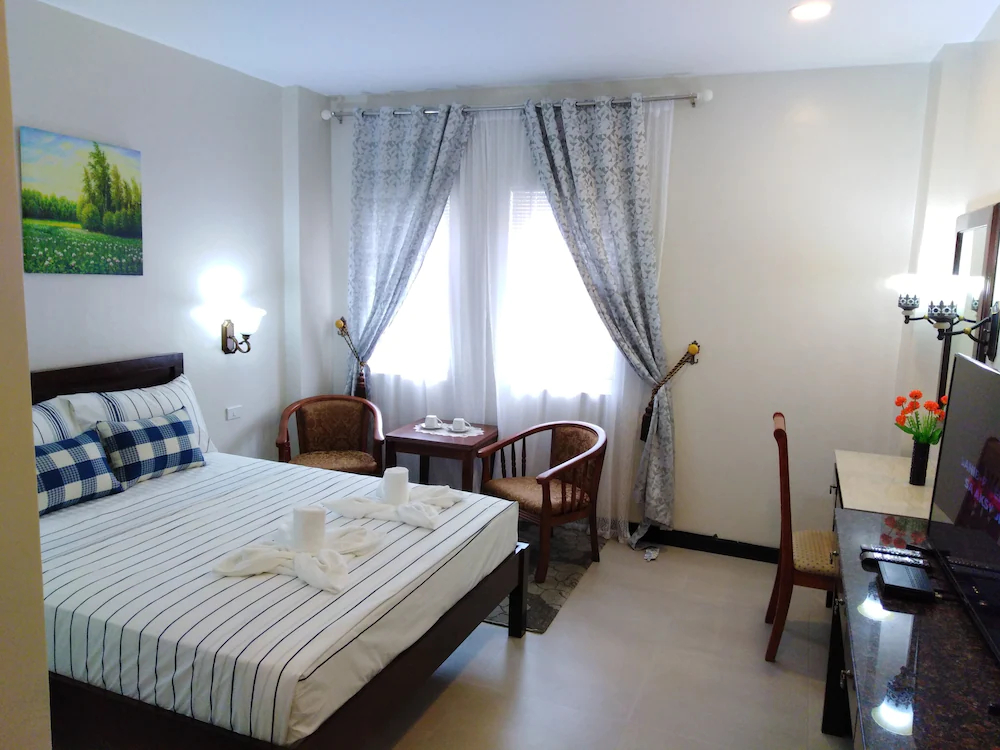 Venezia Suites Hotel