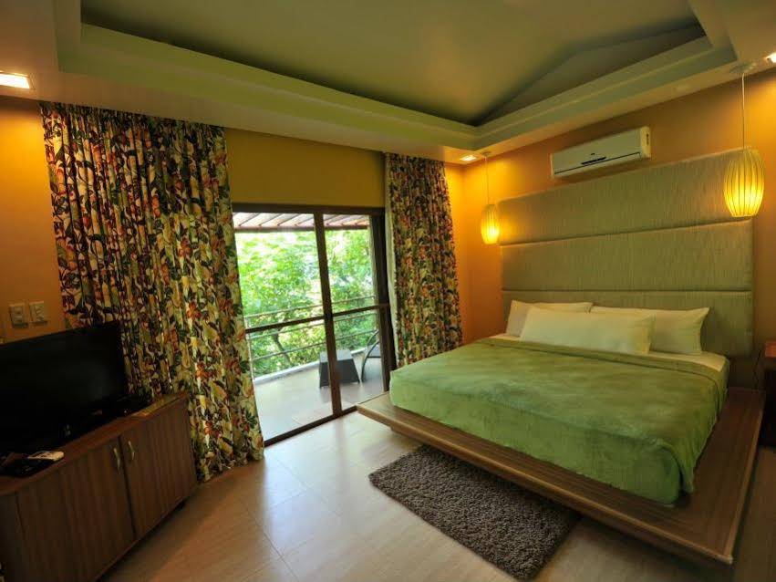 Tugawe Cove Resort
