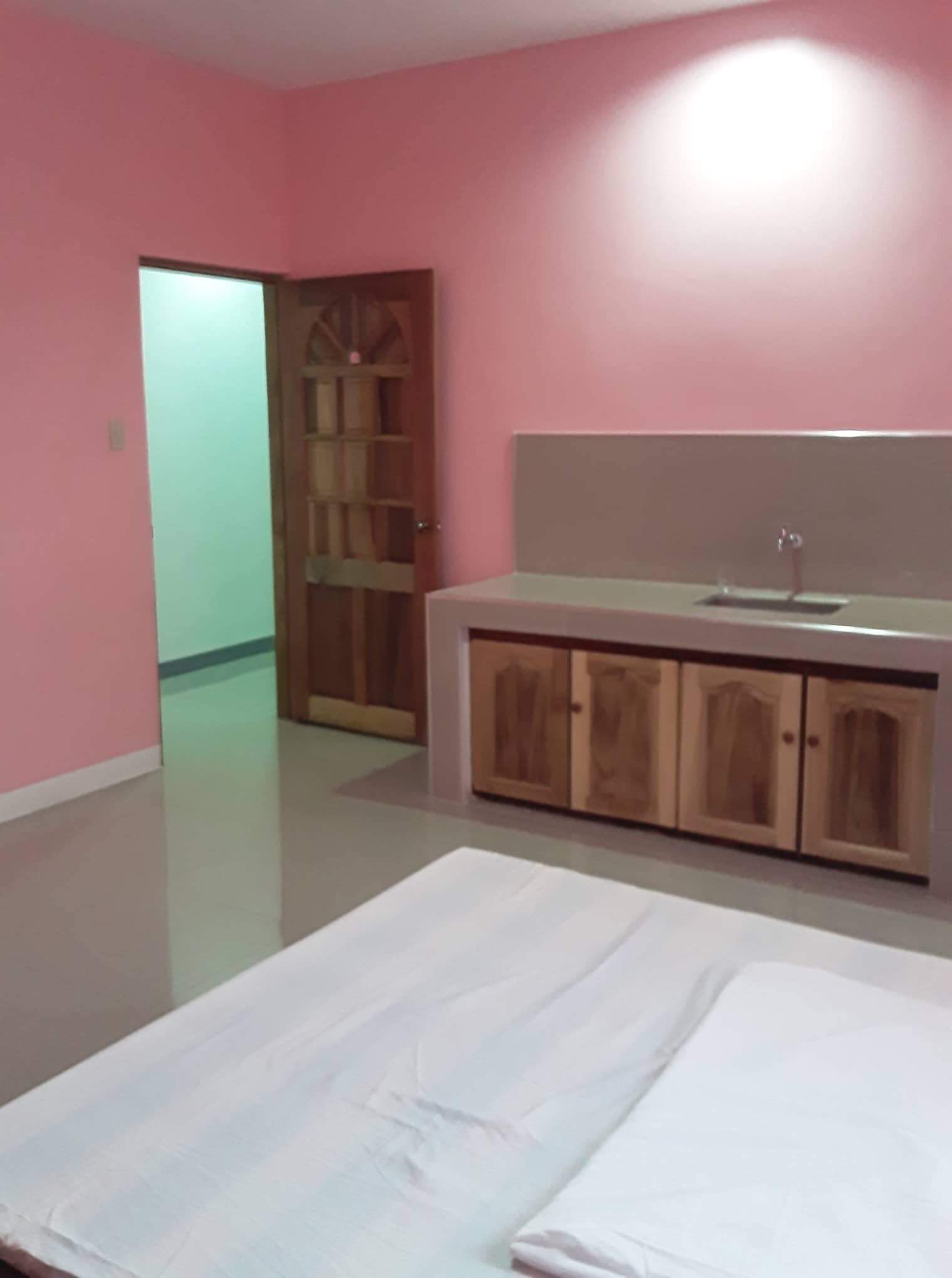 Rozay Travellers Inn