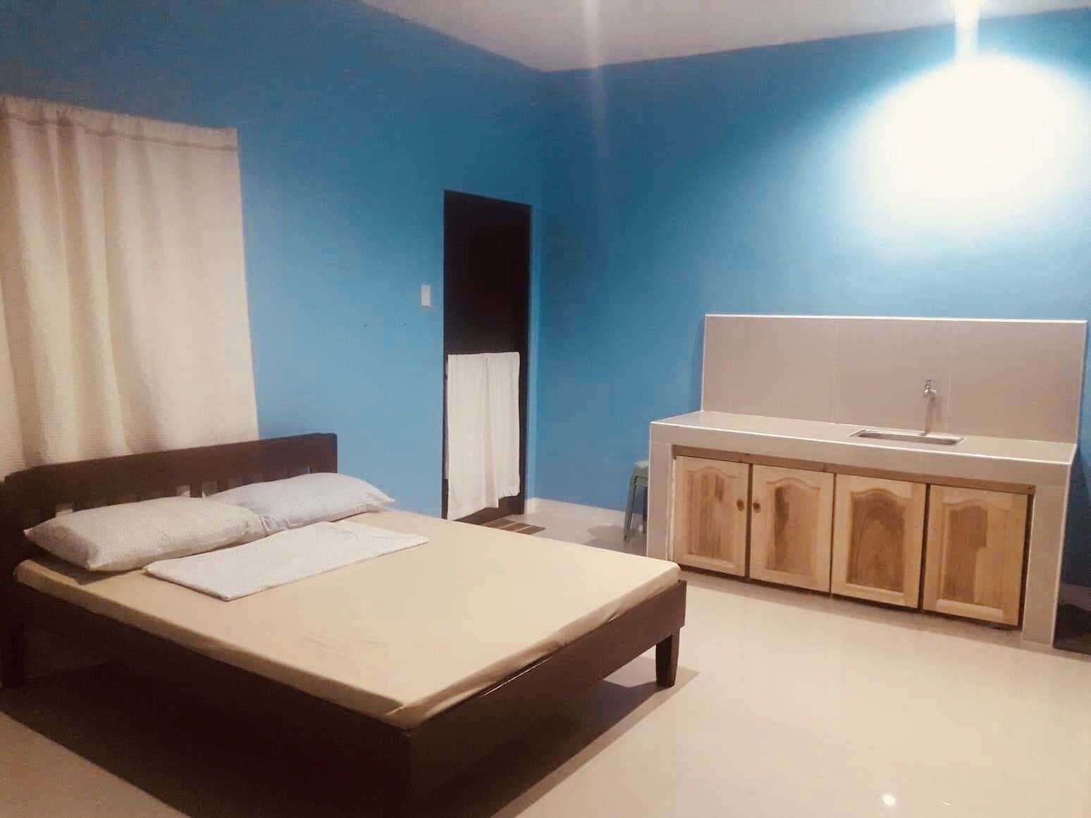 Rozay Travellers Inn