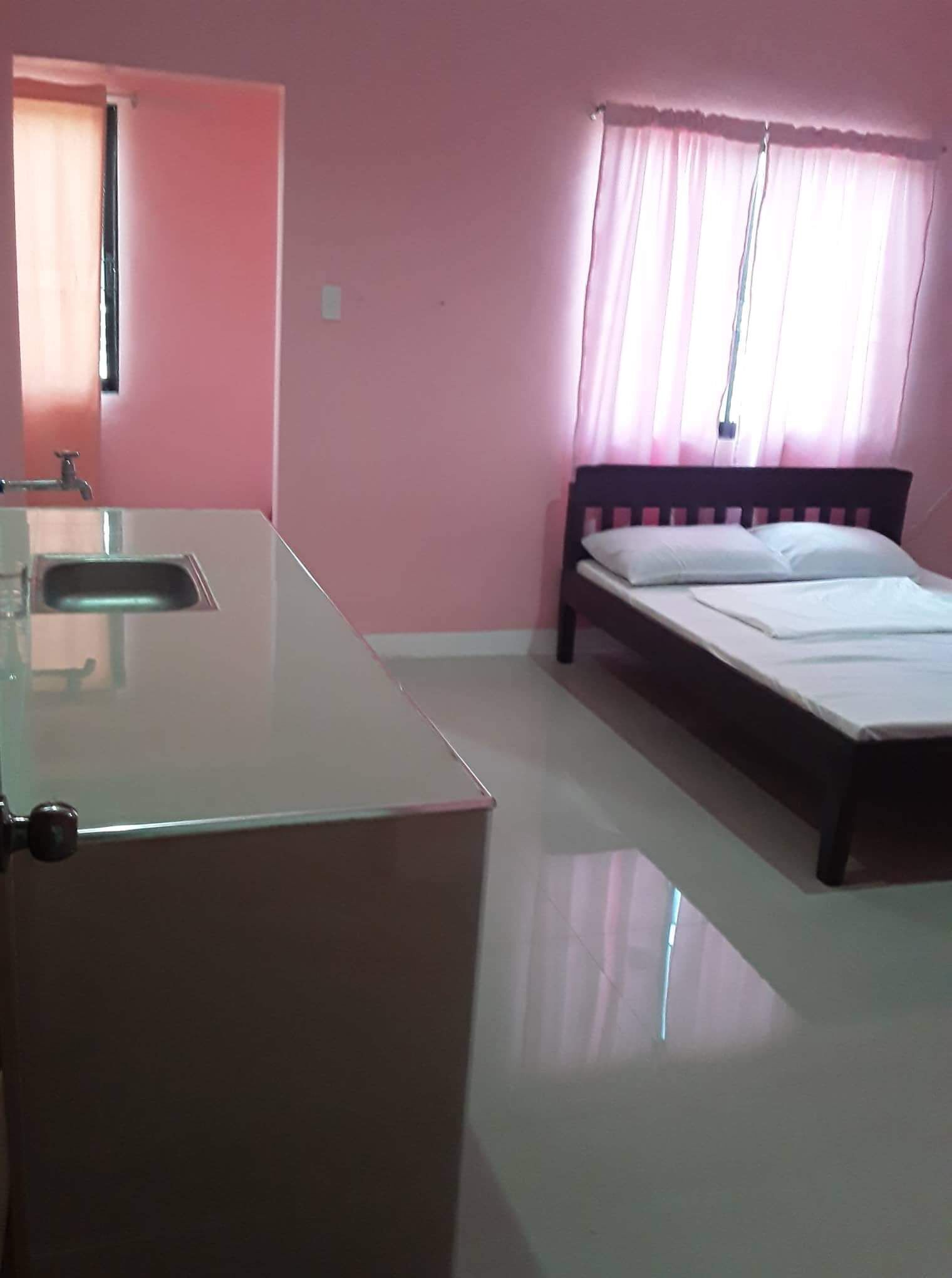 Rozay Travellers Inn