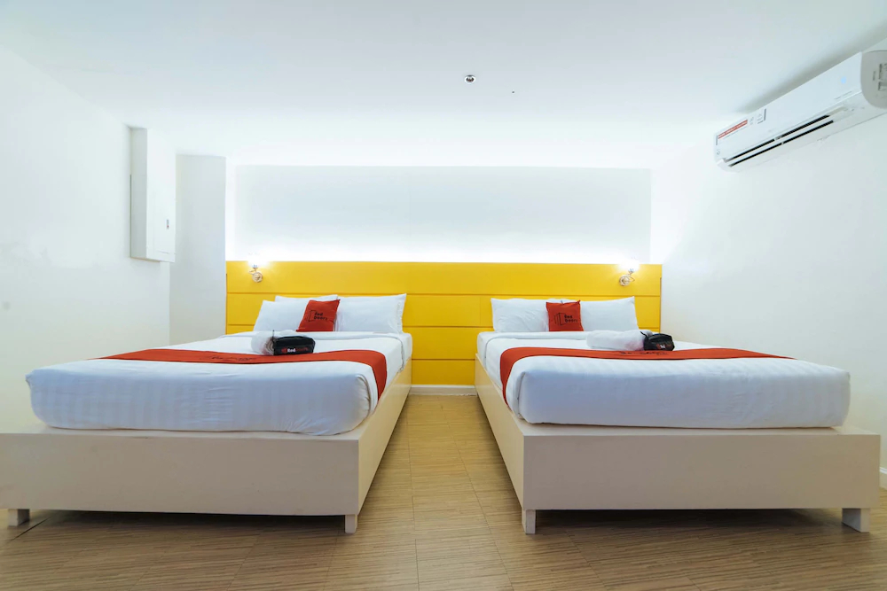 Hotel Metro by RedDoorz