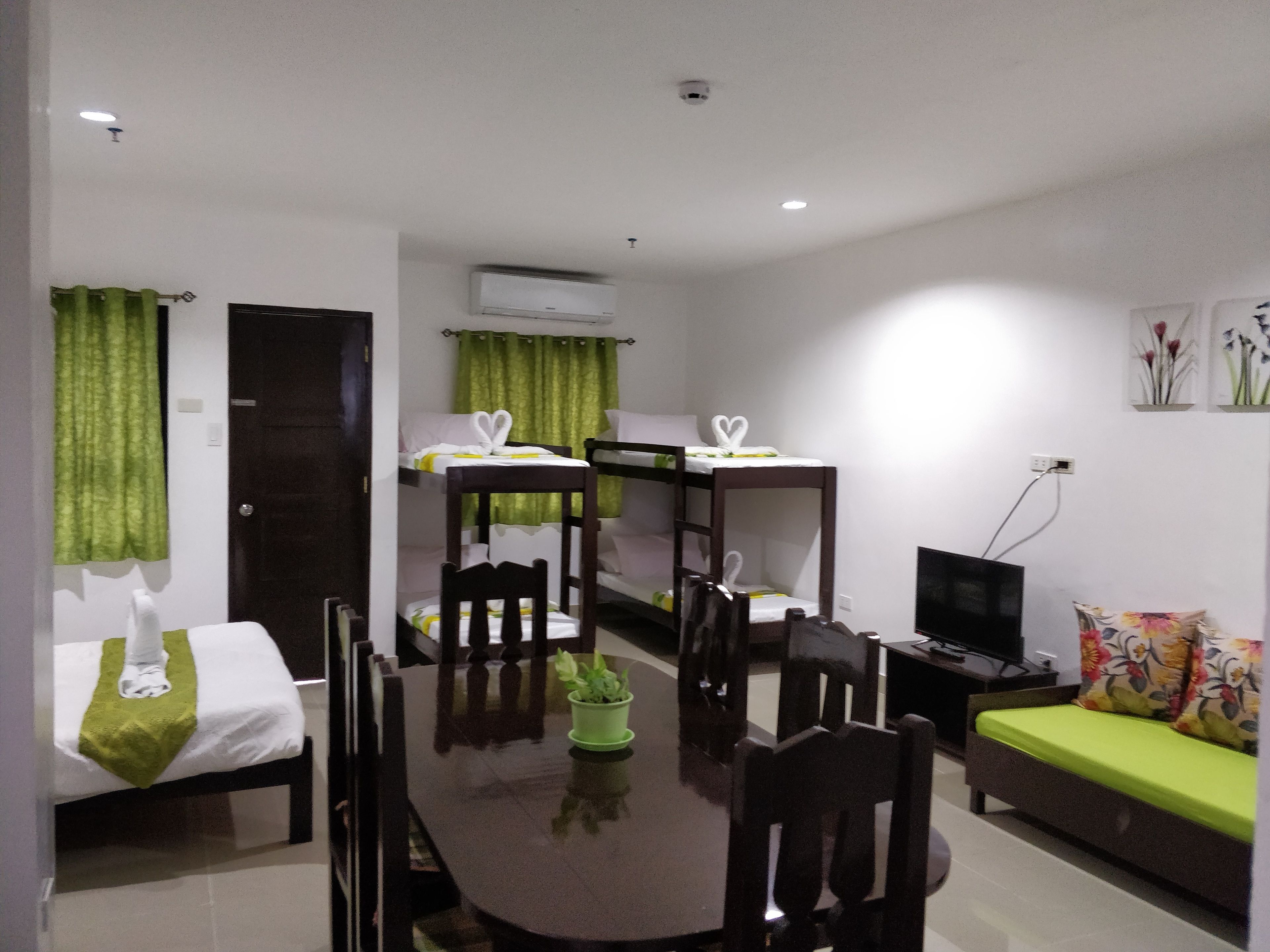 Laorenza Residences