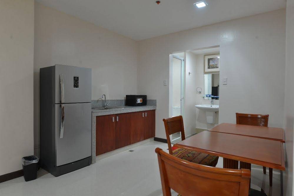 Royal Suites Condotel