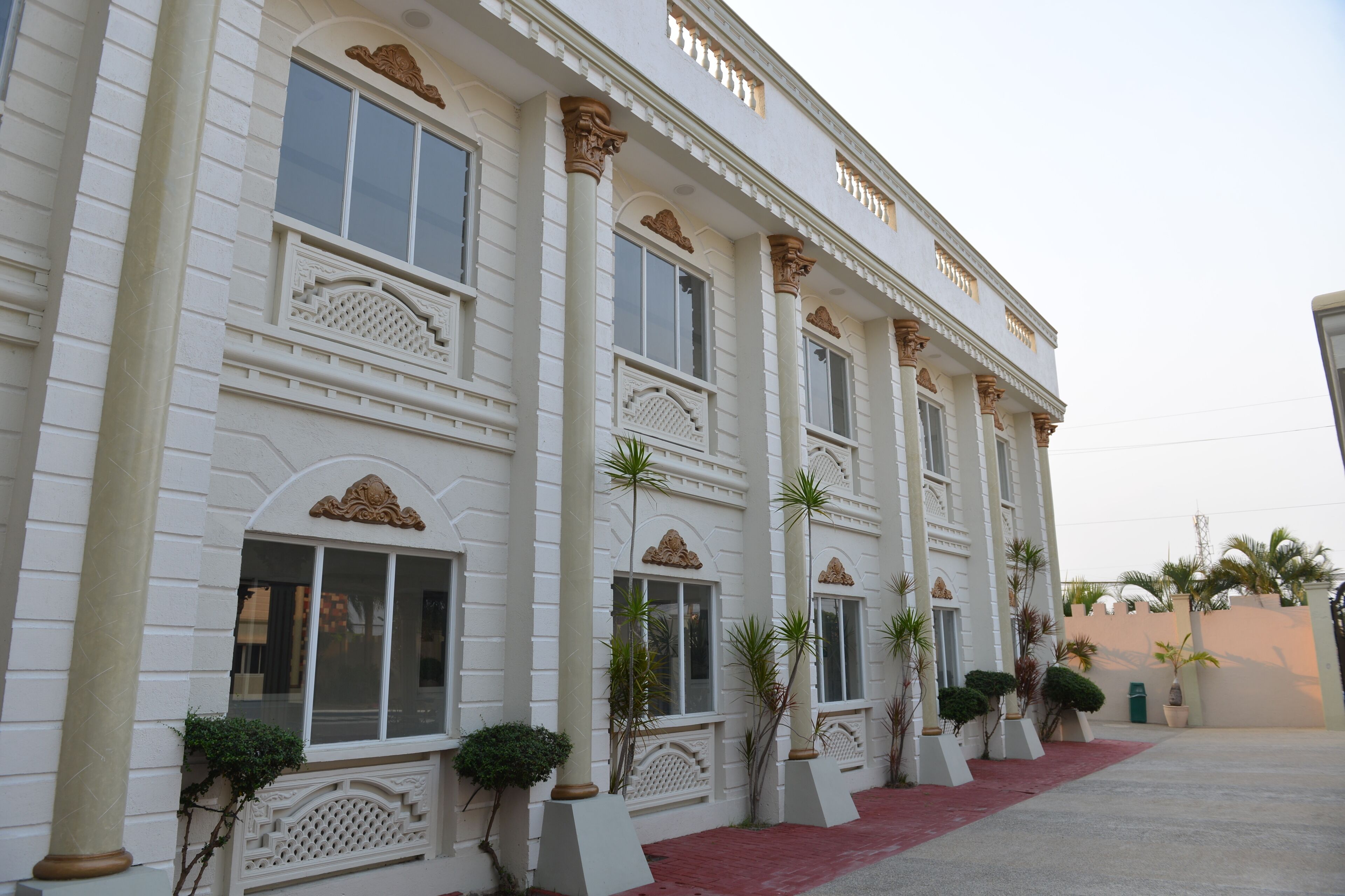 El Palacio Hotel & Resort