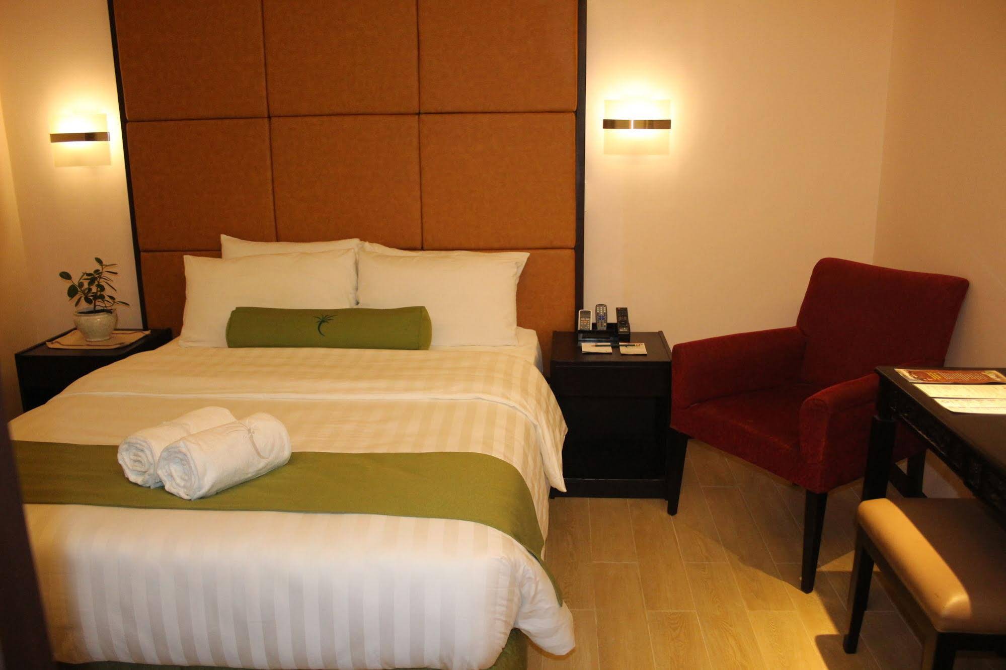 Island Cove Hotel and Leisure Park
