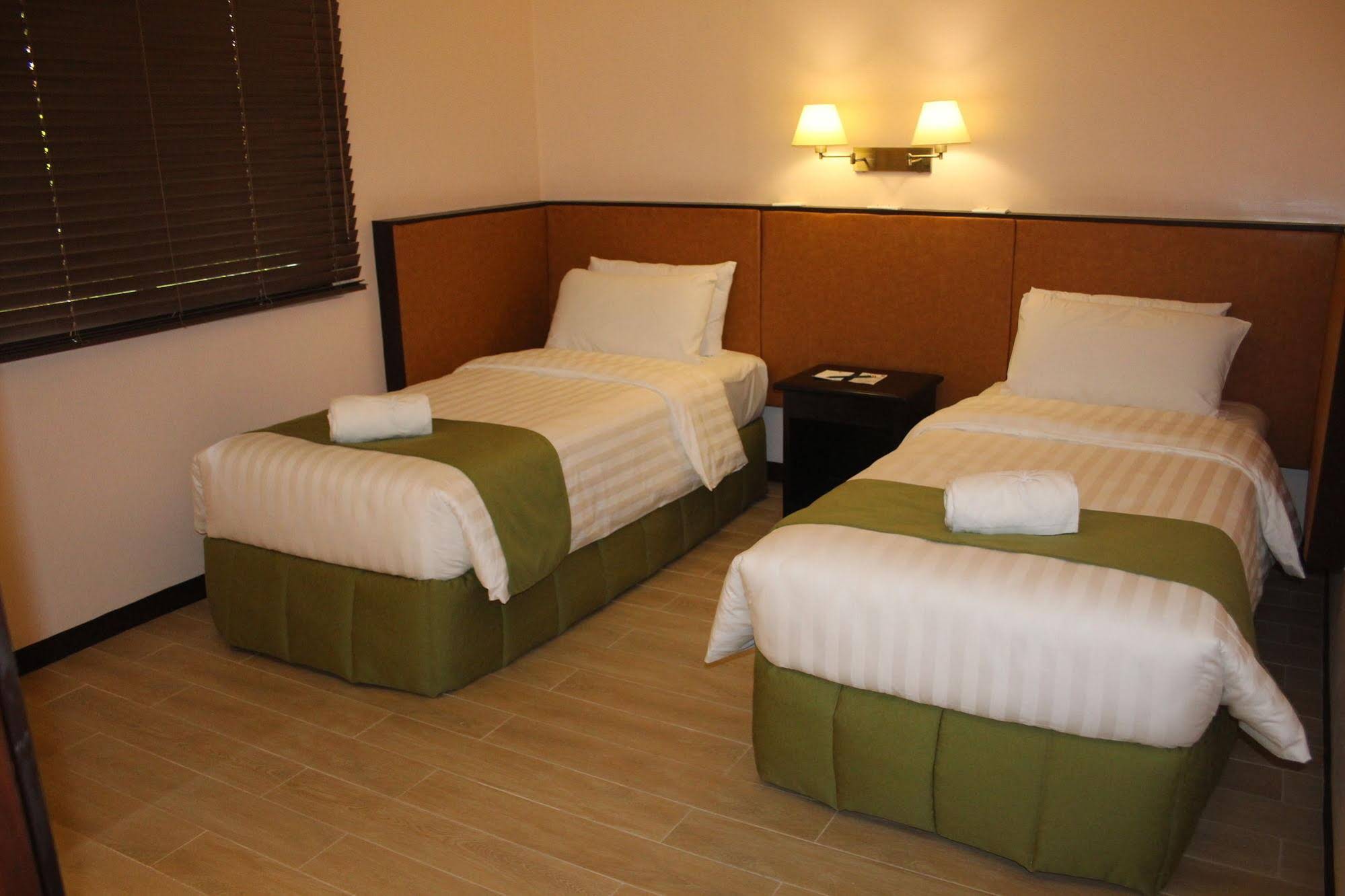Island Cove Hotel and Leisure Park