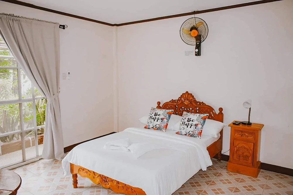 Olana Bed And Breakfast