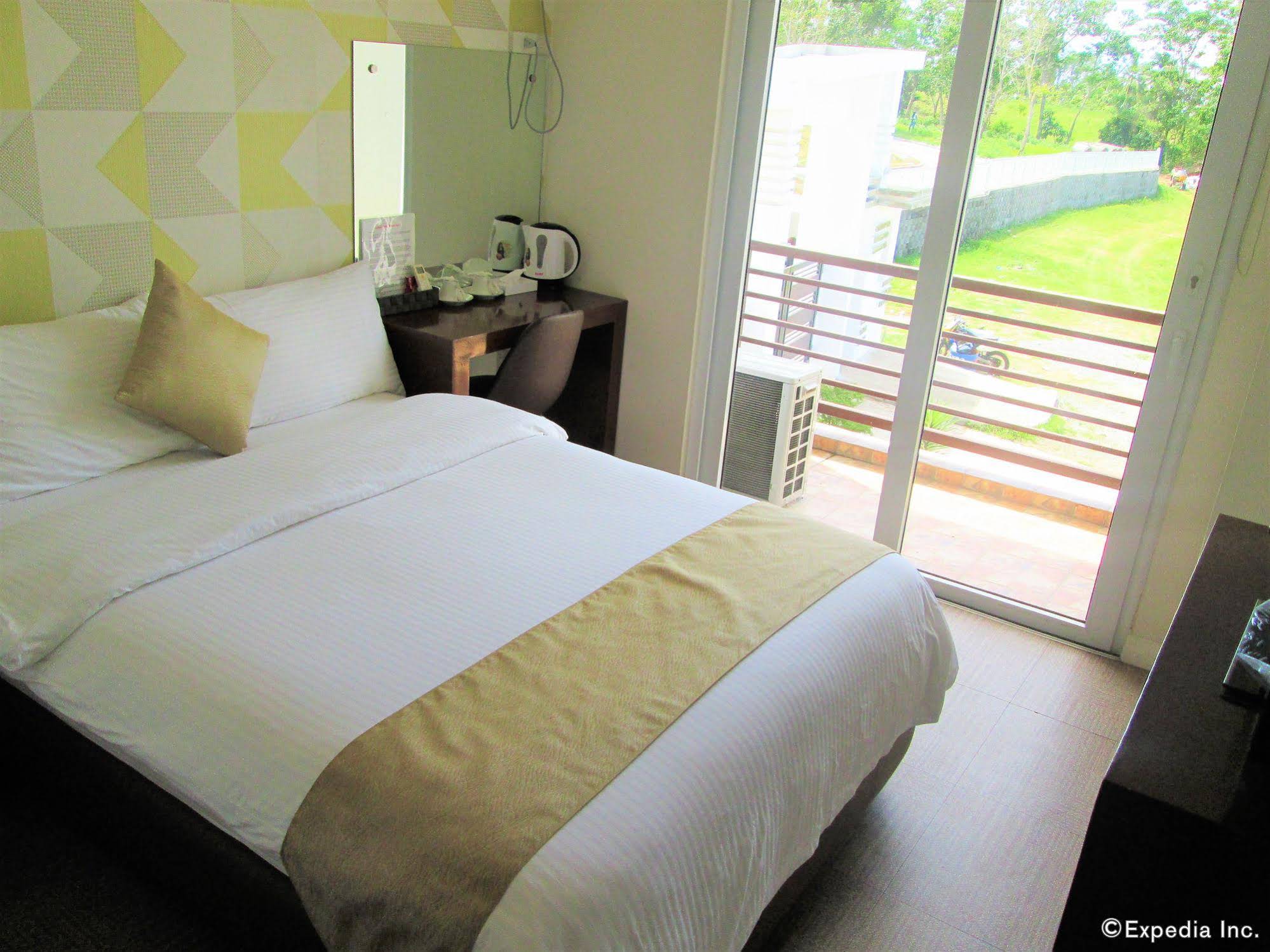 Lohas Airport Hotel