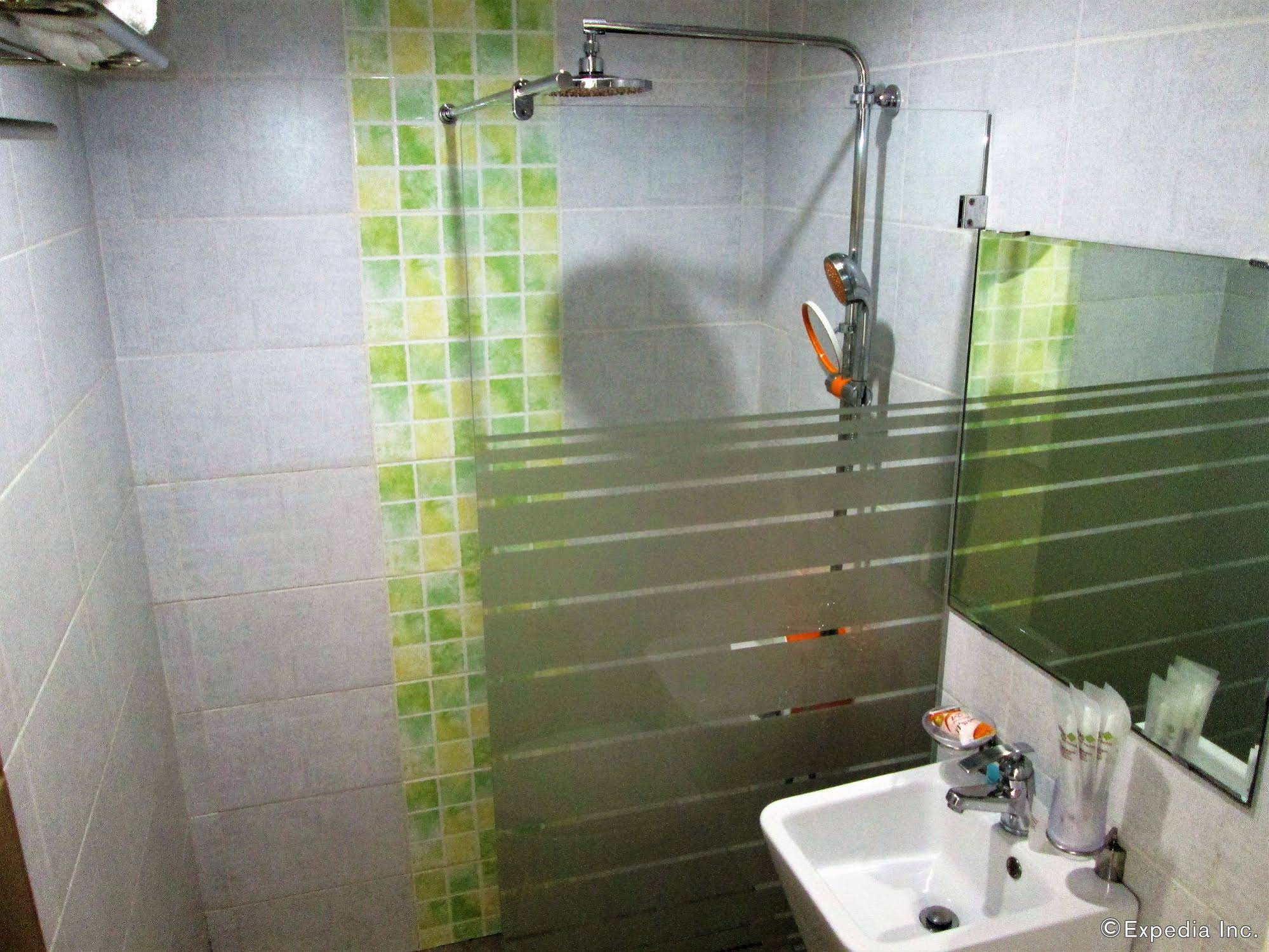Lohas Airport Hotel