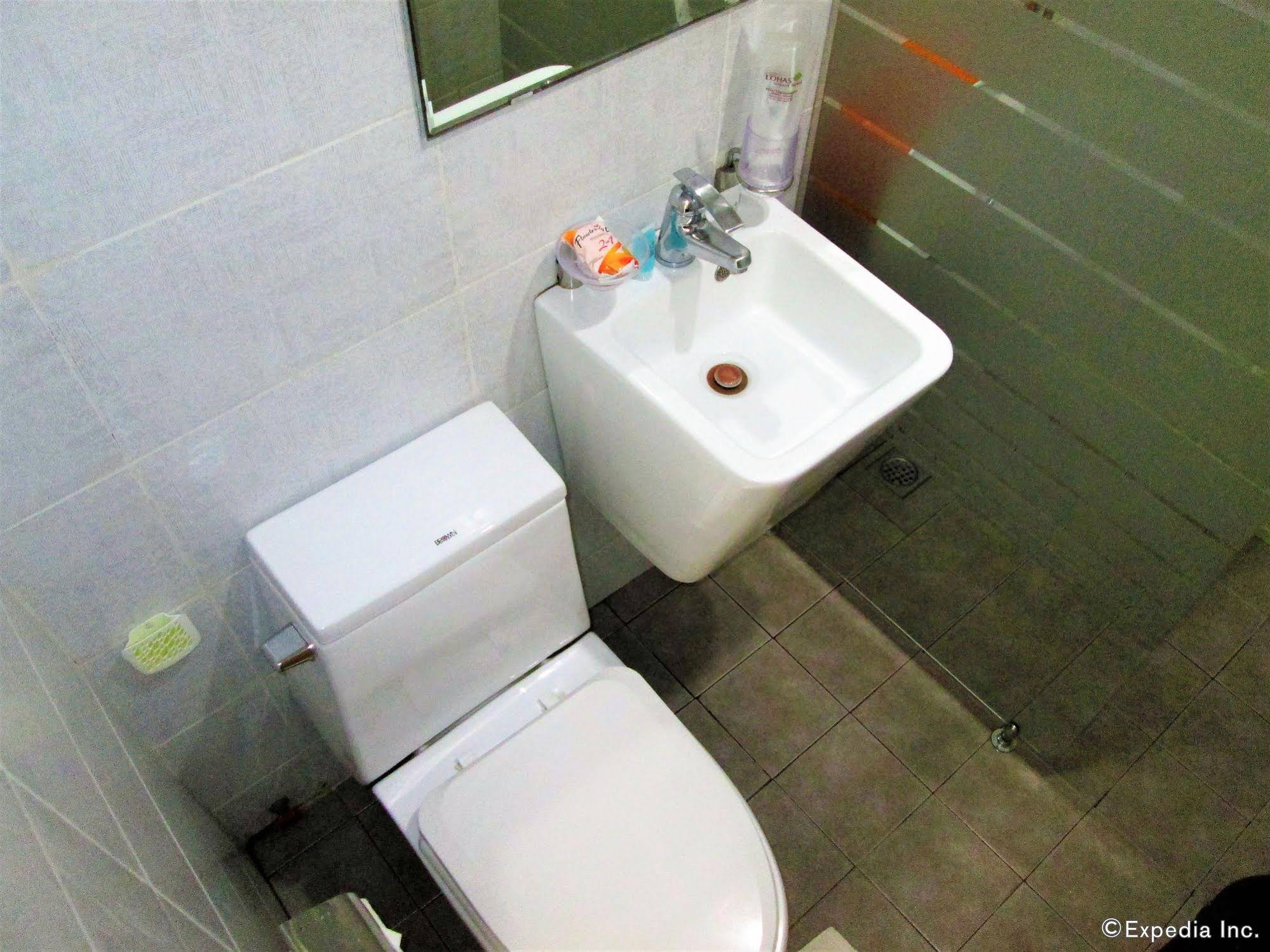 Lohas Airport Hotel