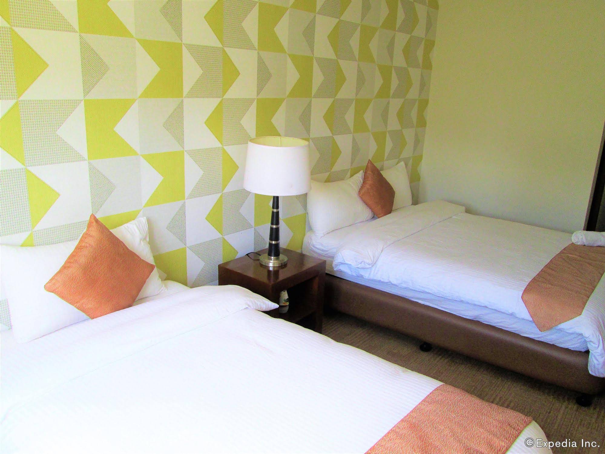 Lohas Airport Hotel