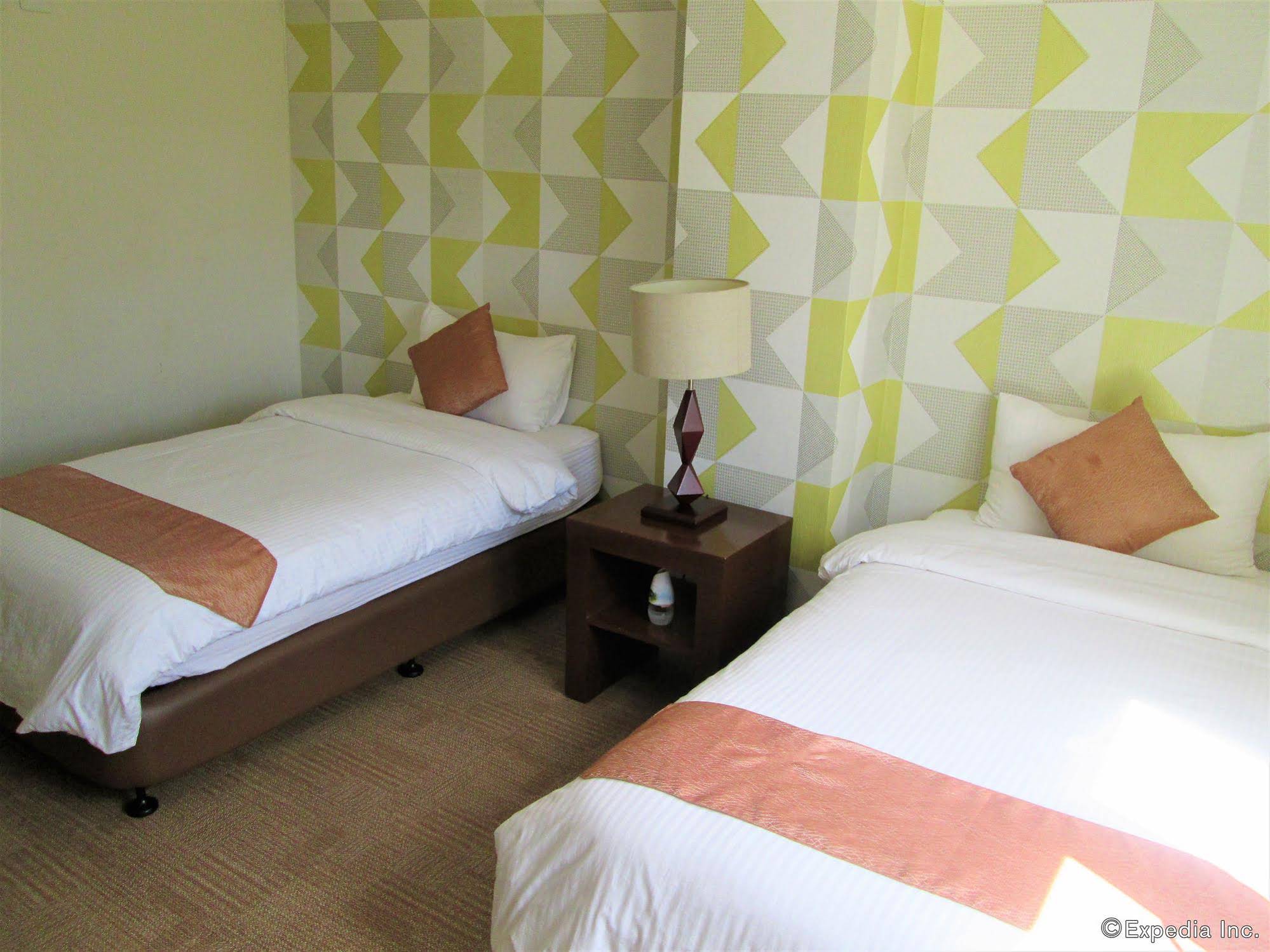 Lohas Airport Hotel