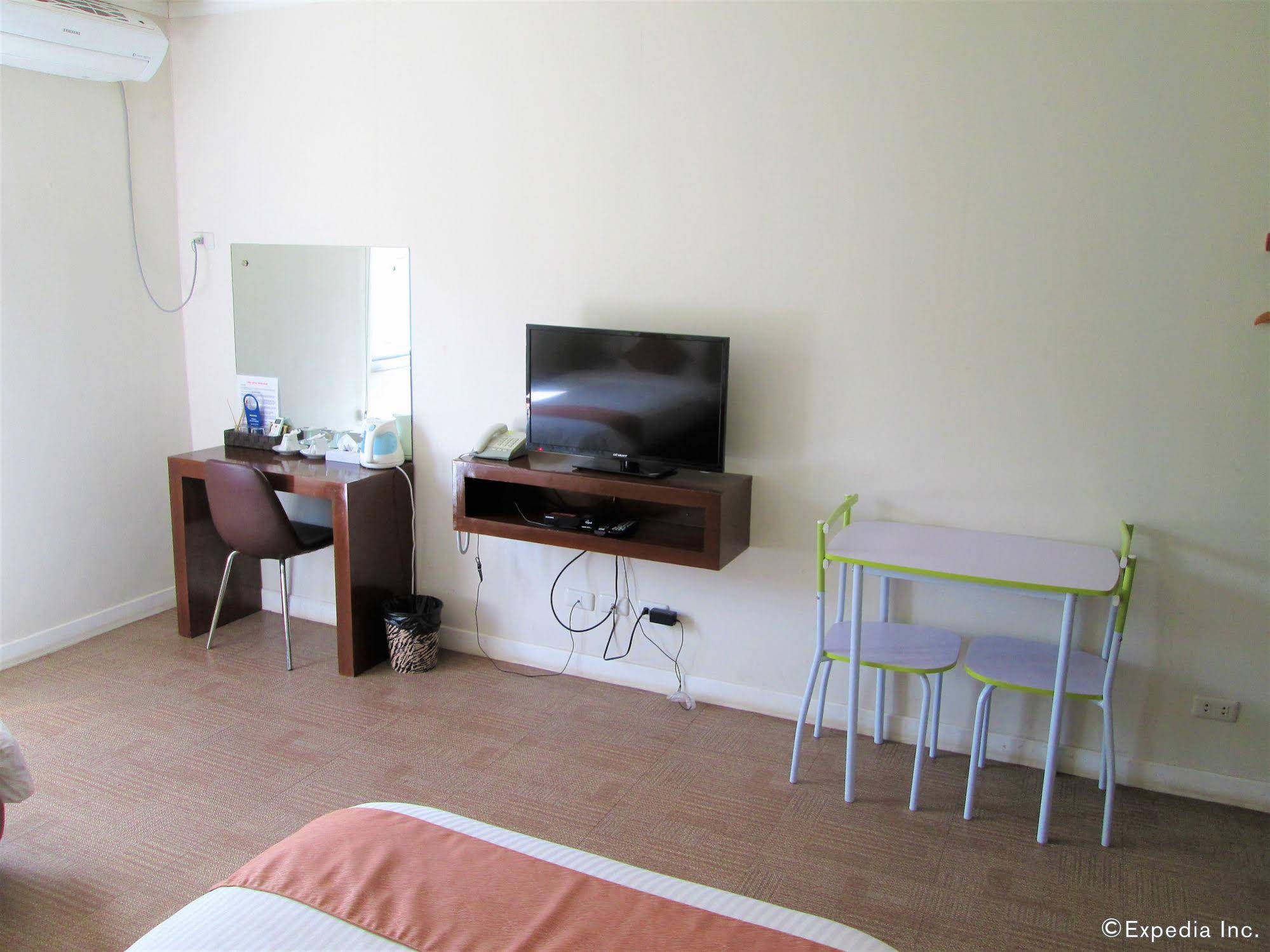 Lohas Airport Hotel