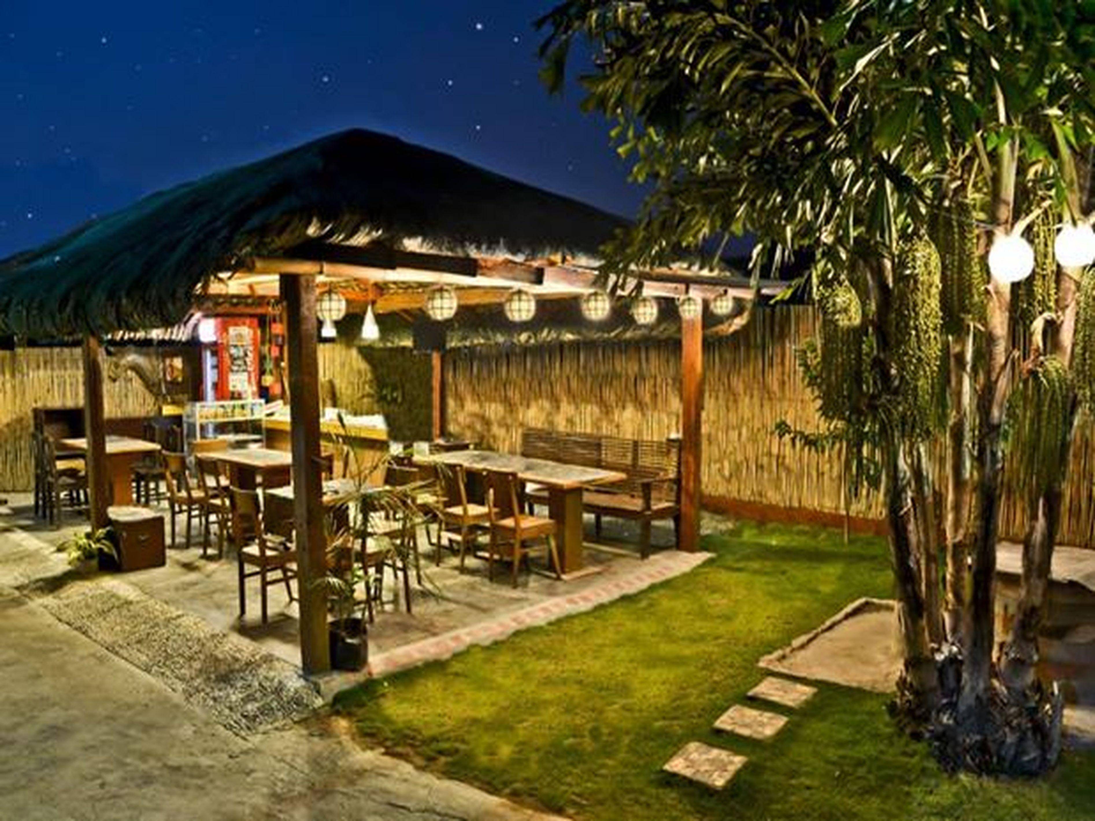 AA Travellers Pad Hotel