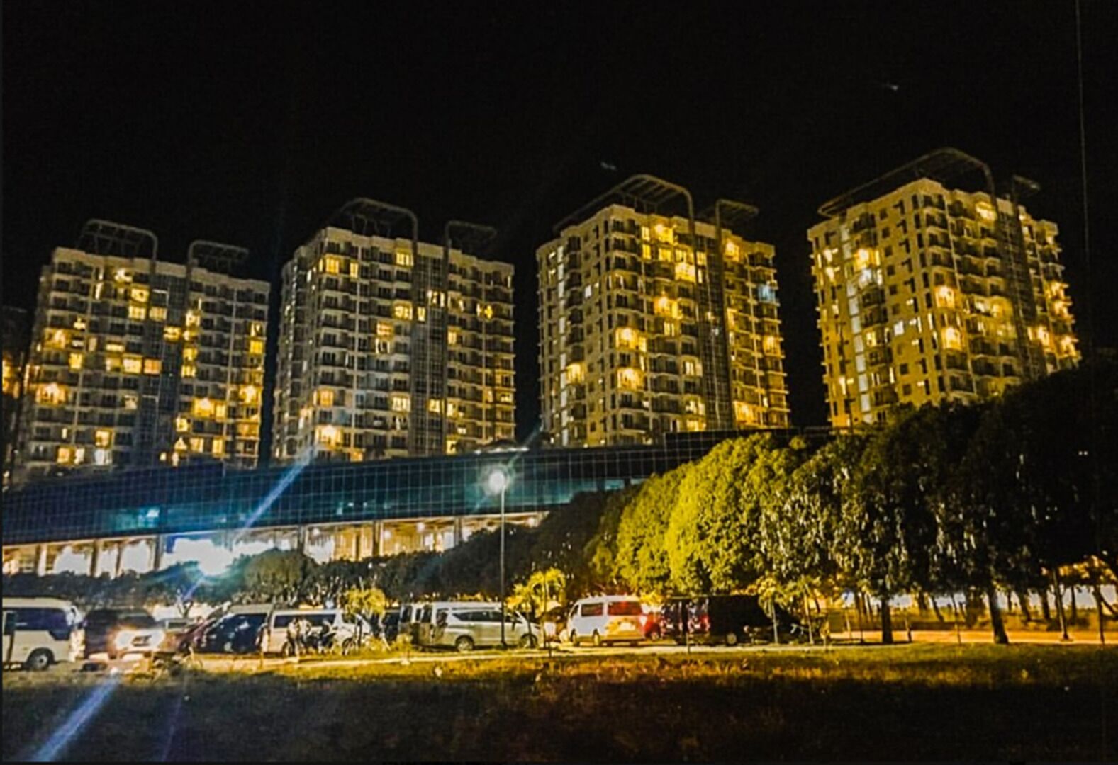 8 Newtown Boulevard by SIET