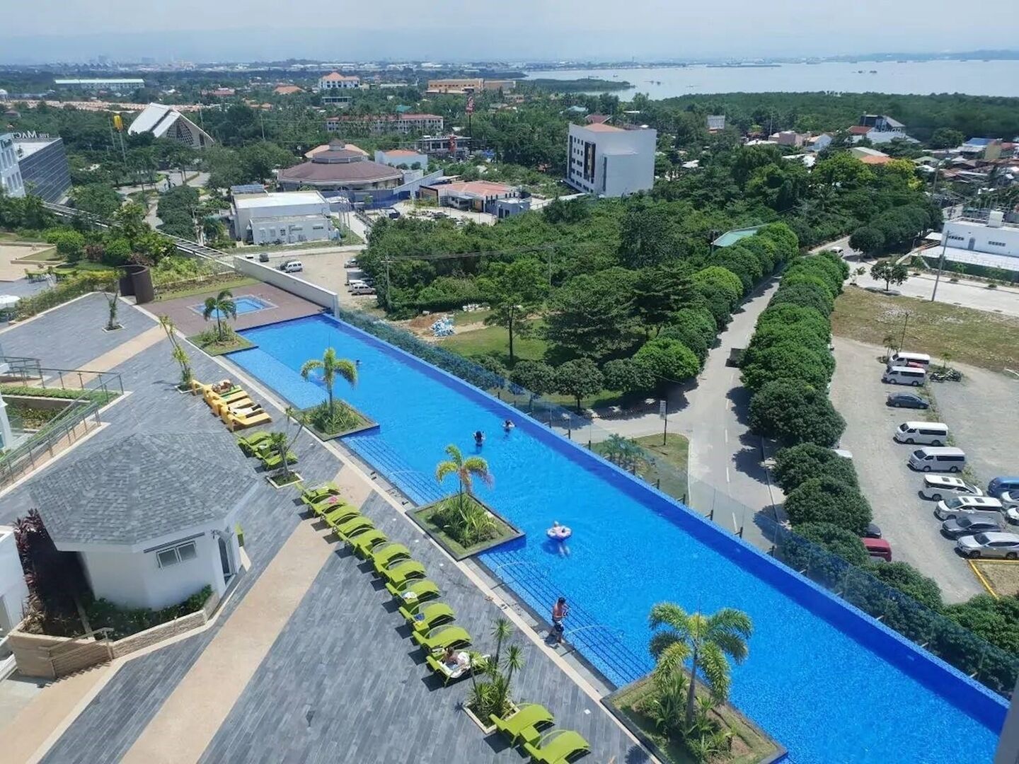 8 Newtown Boulevard by SIET
