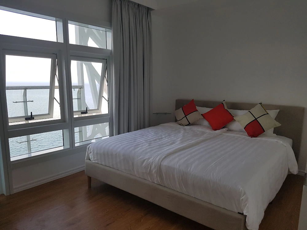 Amazing Seaview Arterra Penthouse
