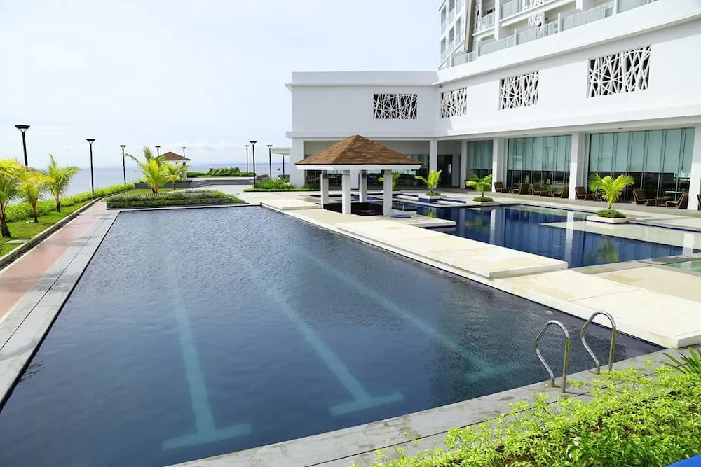 Amazing Seaview Arterra Penthouse