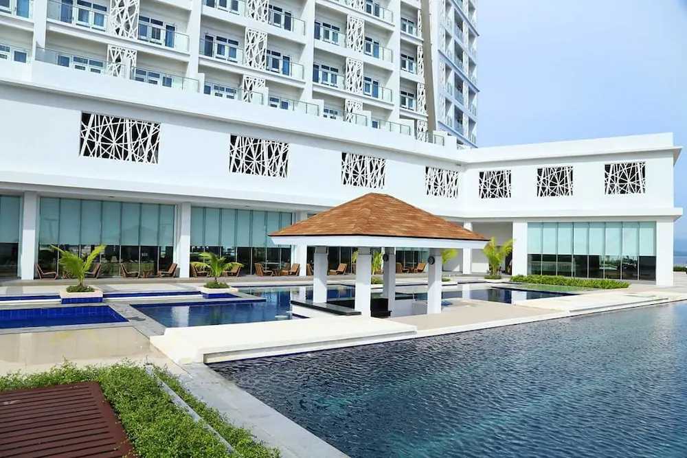 Amazing Seaview Arterra Penthouse